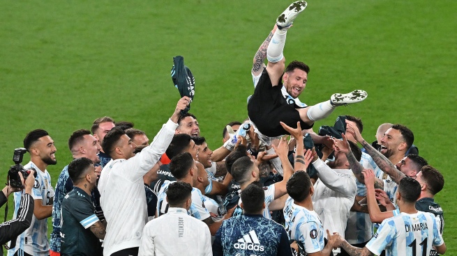 Supercampeón: Argentina, con una gran noche de Messi, goleó a Italia