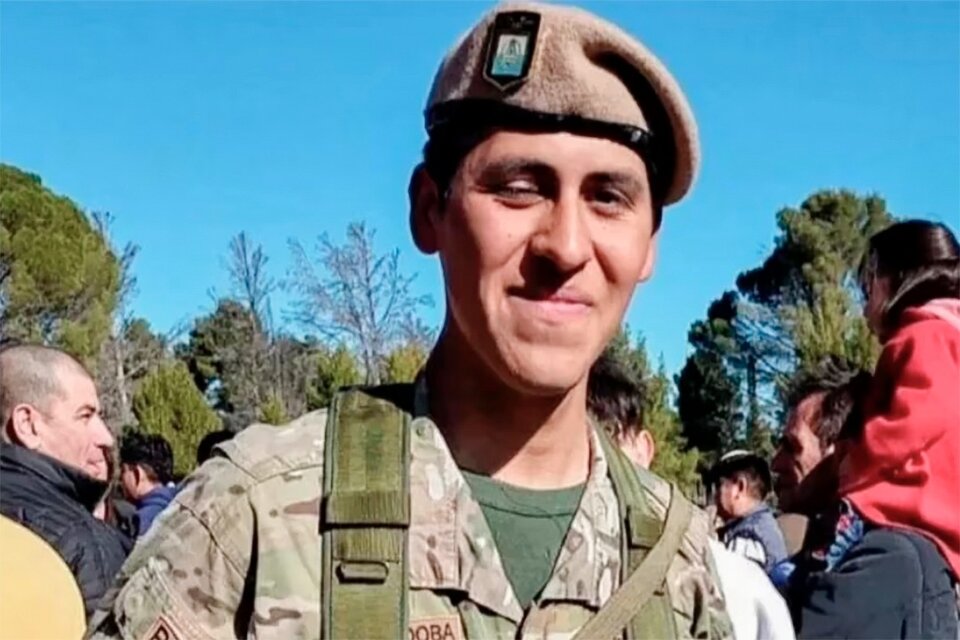 Investigan la muerte de un soldado en el mismo cuartel donde mataron a Omar Carrasco