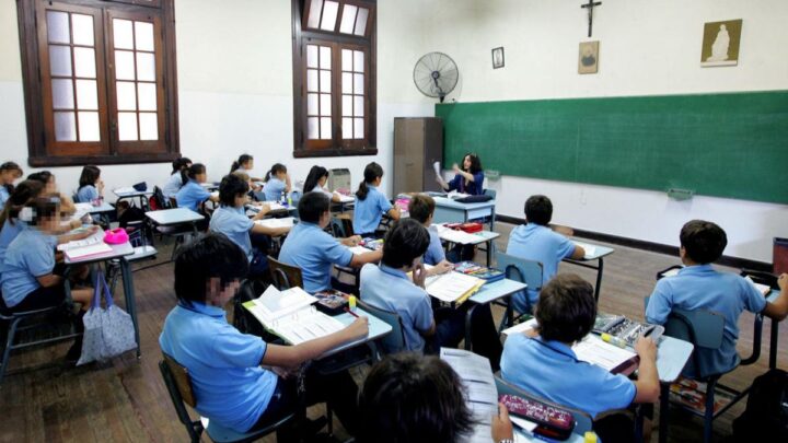 La provincia de Buenos Aires seguirá limitando el incremento de cuotas de colegios