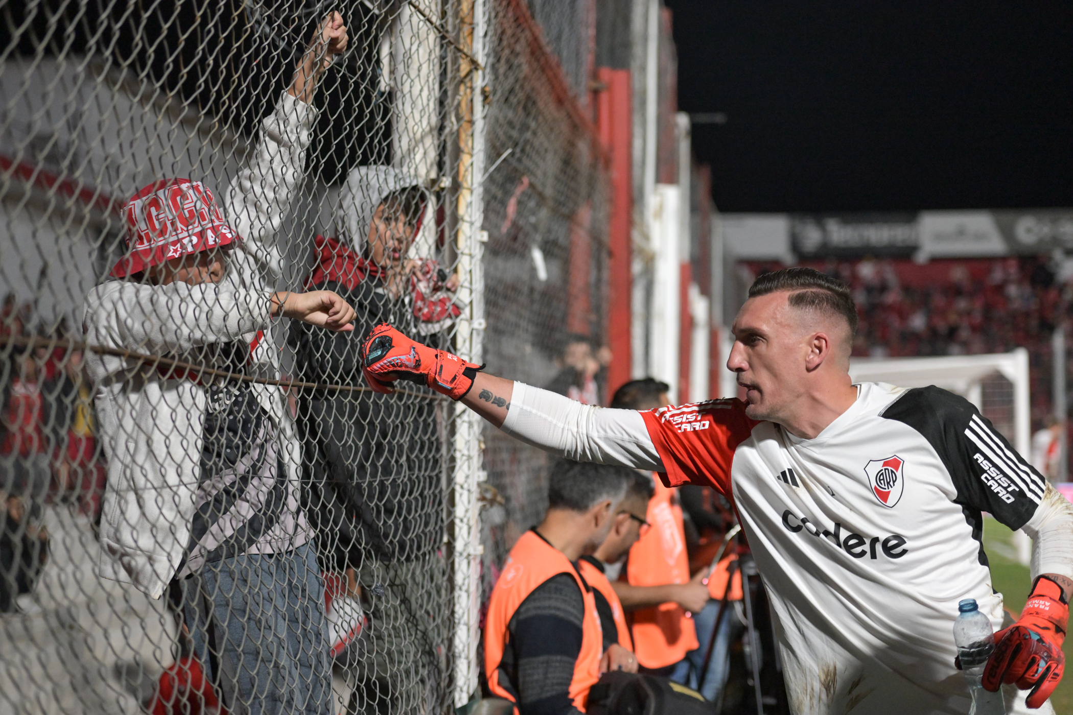 El hermoso gesto de Franco Armani con los hinchas de Instituto post thumbnail image